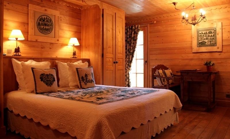 Le Cerf Amoureux Chalet Prive & Spa سالونش المظهر الخارجي الصورة
