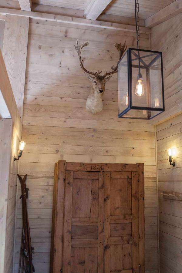 Le Cerf Amoureux Chalet Prive & Spa سالونش المظهر الخارجي الصورة