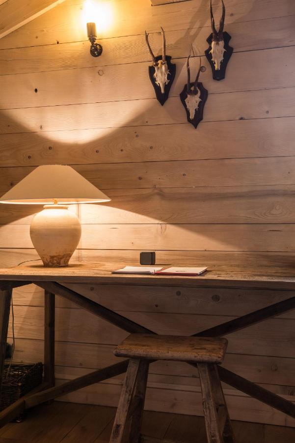 Le Cerf Amoureux Chalet Prive & Spa سالونش المظهر الخارجي الصورة